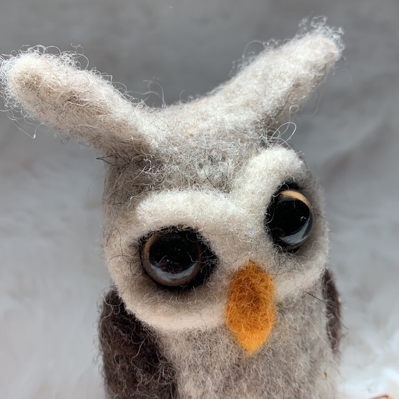 Handmade Wool toys, Needle felted Great Horned Owl - Picture 7 of 12